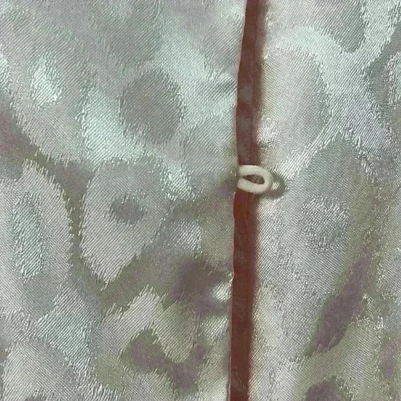 Vine and love cheetah print top - Picture 3 of 5